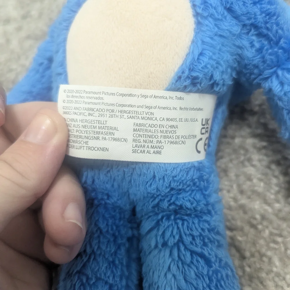 Sonic the Hedgehog Blue Plush Toy - Picture 4 of 6